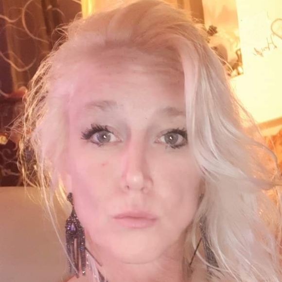 Meet your Posher, Ricki - Picture 7 of 7